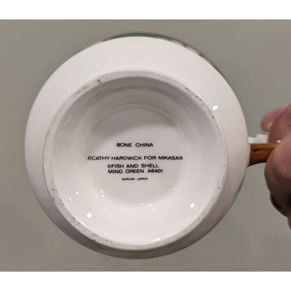 Cathy Hardwick for Mikasa Ming Green Fish and Shell Bone China Tea Cup